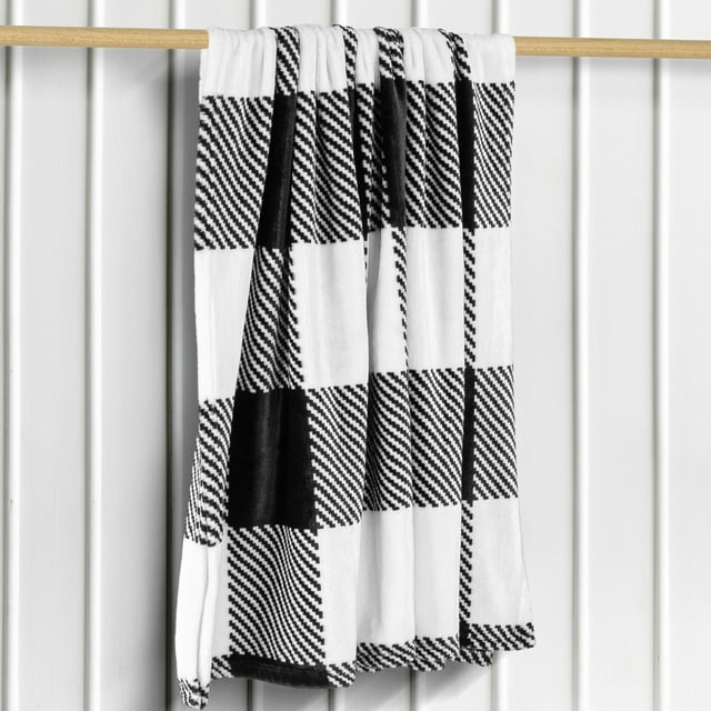 Throw Blanket with Black and White Diamond Pattern